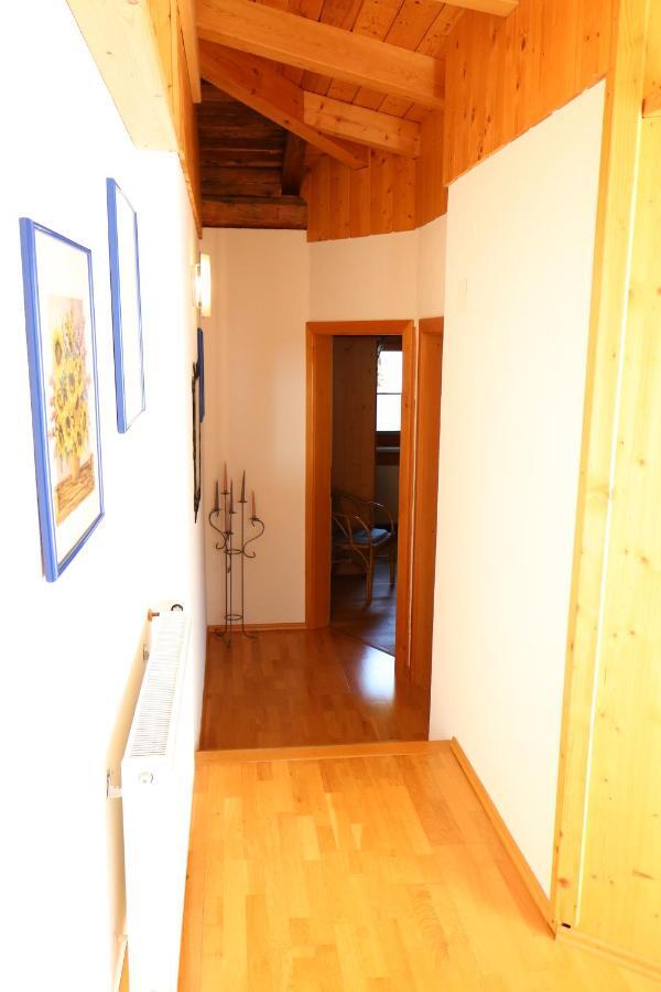 Appartement Haus Poeckl à Strobl Extérieur photo